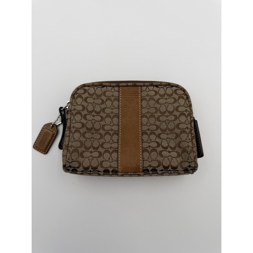 COACH Signature Pouch Brown 8a